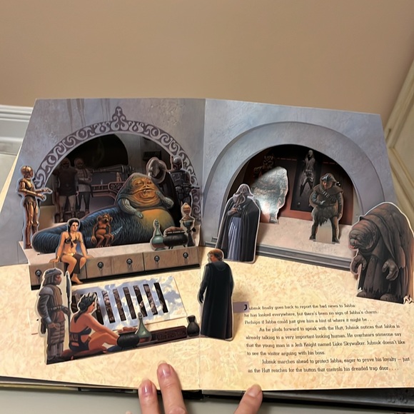 NWT STAR WSRS JABBA’s PALACE POP-UP BOOK with original Star Wars music - Picture 6 of 8